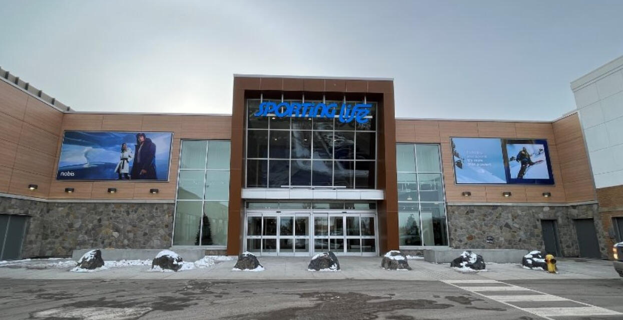 Sporting Life Southgate, Exterior