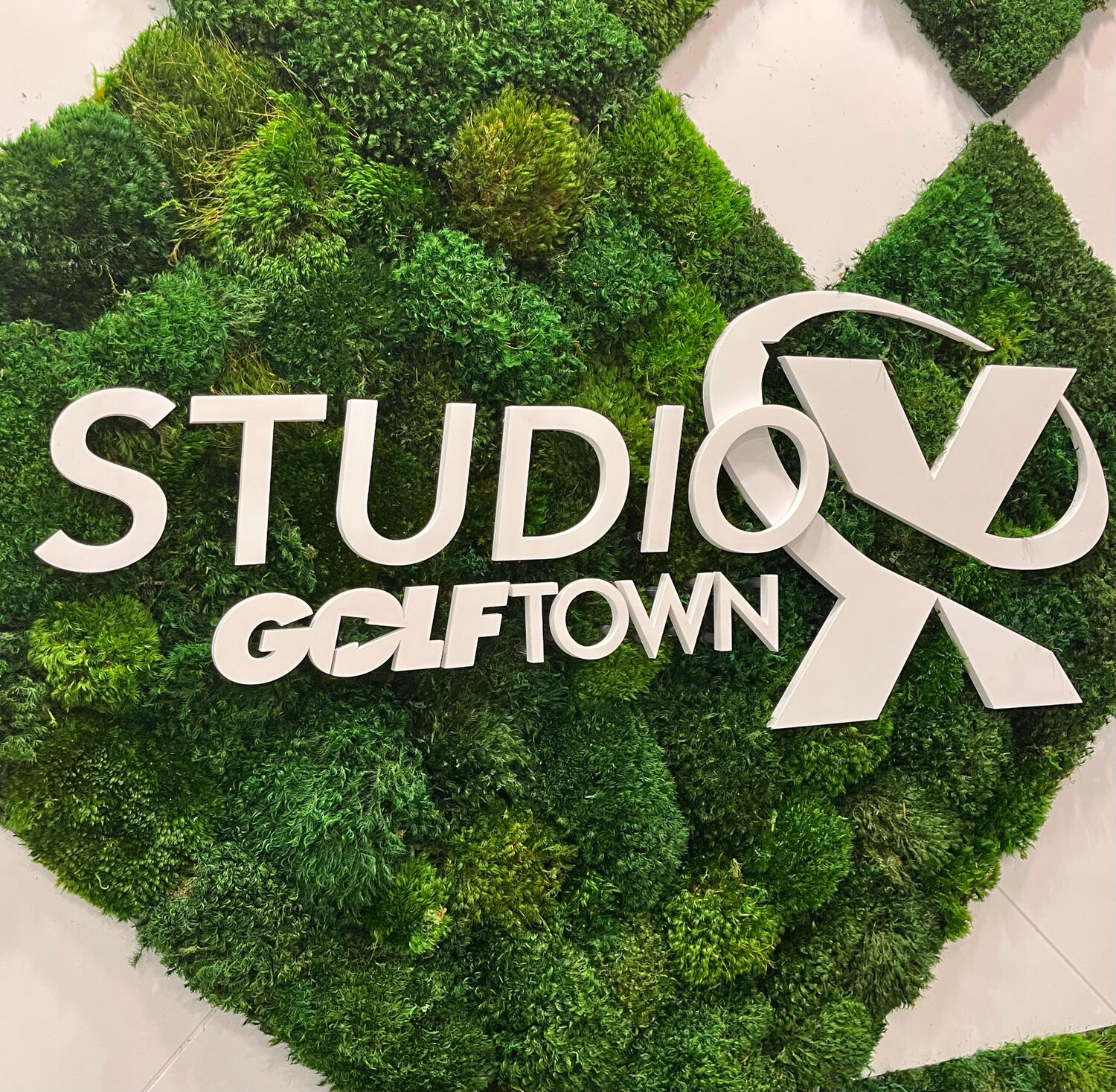 Golf Town Studio X, Custom Fitting Centre, Laeaside